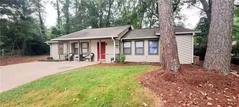 3603 Amanda Ct, Powder Springs, GA 30127