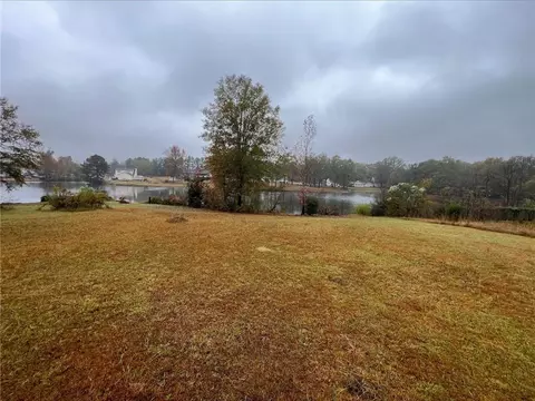 104 Knots Lndg, Macon, GA 31220