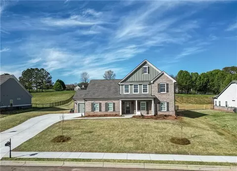 2044 Jefferson Hall Dr, Monroe, GA 30656