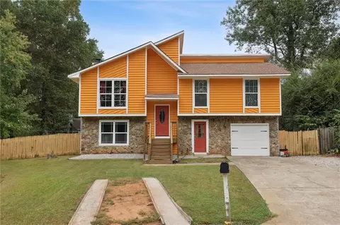 5195 Paisley Ct NW, Lilburn, GA 30047