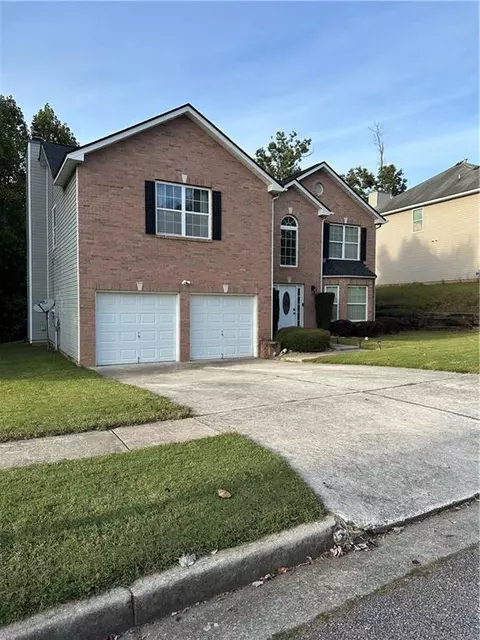 4341 Ash Tree St, Snellville, GA 30039