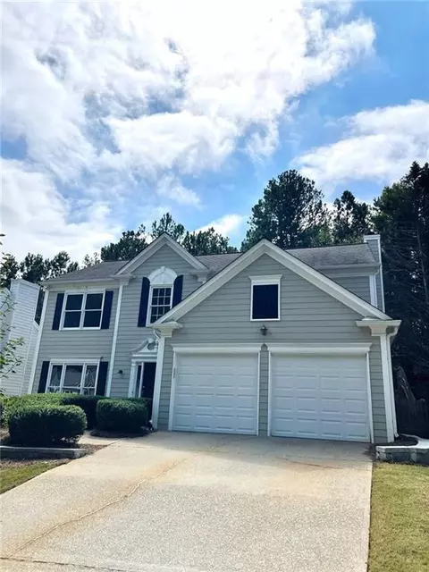 10910 Glenbarr Dr, Johns Creek, GA 30097