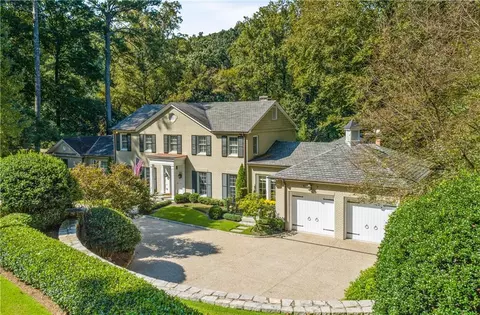 2582 Red Valley Rd NW, Atlanta, GA 30305