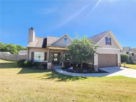 1725 Tugalo Dr, Jefferson, GA 30549