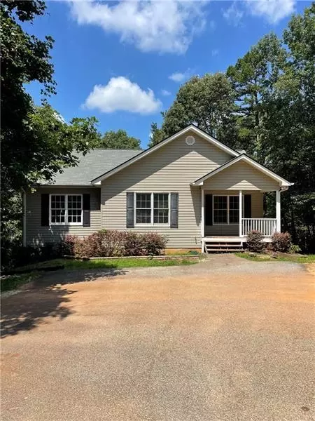 102 High Ridge Ln, Dahlonega, GA 30533