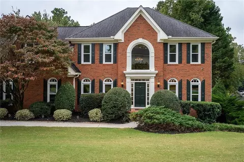 9310 Chapelwood Dr, Alpharetta, GA 30022