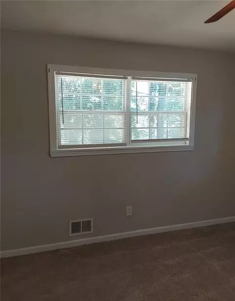 994 Majesty Ln, Morrow, GA 30260 photo 17