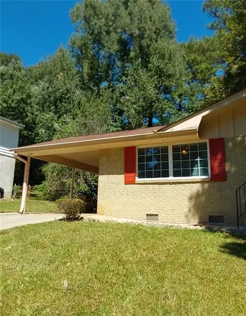 994 Majesty Ln, Morrow, GA 30260 photo 2