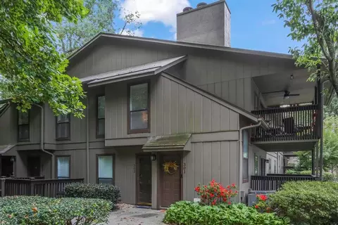302 Cumberland Ct SE #302, Smyrna, GA 30080