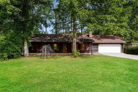 792 Cedar Lake Dr, Conyers, GA 30094