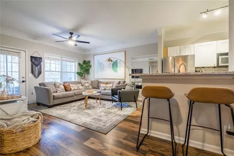 2700 Pine Tree Rd NE #2216, Atlanta, GA 30324