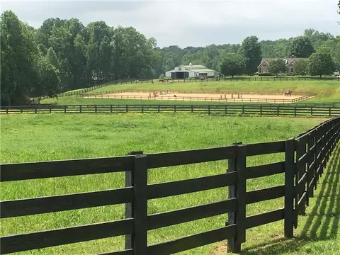 4405 Price Rd, Gainesville, GA 30506