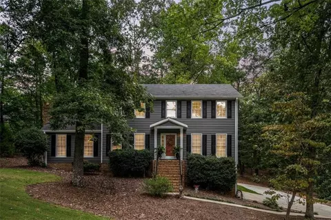 55 Camp Ln, Carrollton, GA 30117
