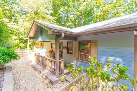 110 Silver Maple Way, Dawsonville, GA 30534