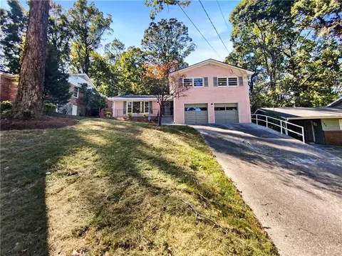 360 Larchmont Dr NW, Atlanta, GA 30318