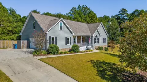 2500 River Run Dr, Dacula, GA 30019