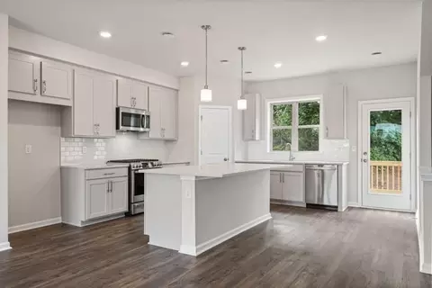 1573 Halbrook Pl SW, Marietta, GA 30008