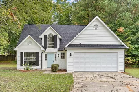 317 Fieldgreen Dr, Jonesboro, GA 30238
