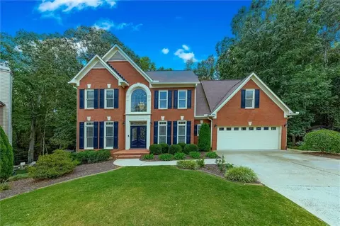 402 Mercer Ct, Woodstock, GA 30189