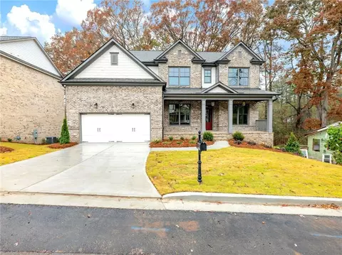 2428 Shadburn Ferry Dr, Buford, GA 30518