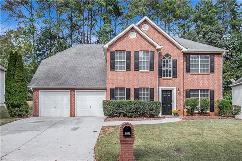 6468 Battery Pt, Stone Mountain, GA 30087