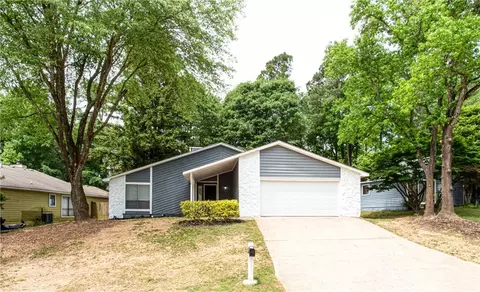 5525 Ballard Way, Norcross, GA 30071