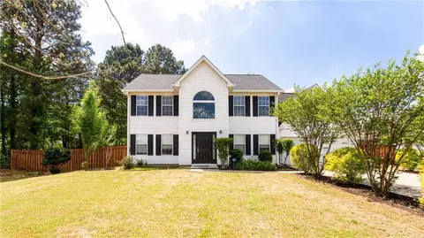 501 Grove Park Dr, Locust Grove, GA 30248