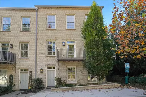 180 Clover Ct, Roswell, GA 30075