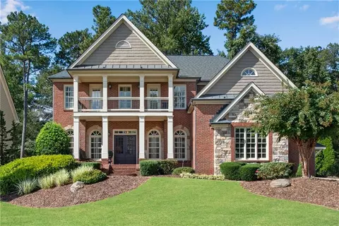 4425 Manor Creek Dr, Cumming, GA 30040