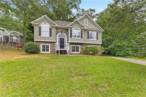 128 Hunters Pointe Ct, Villa Rica, GA 30180