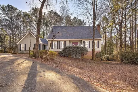 1500 Silver Hill Rd, Stone Mountain, GA 30087