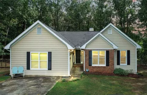50 Graystone Dr, Covington, GA 30014