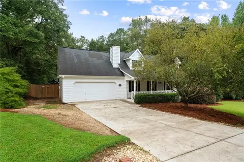 2081 Blackberry Ln NE, Auburn, GA 30011