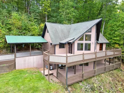 6729 Morgan Dr, Young Harris, GA 30582