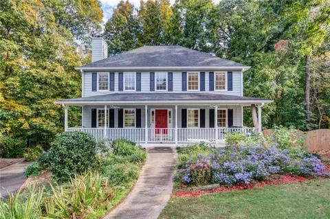 2855 Woodland Hills Dr, Cumming, GA 30040