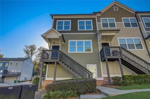 3773 Oxford Cir, Doraville, GA 30340
