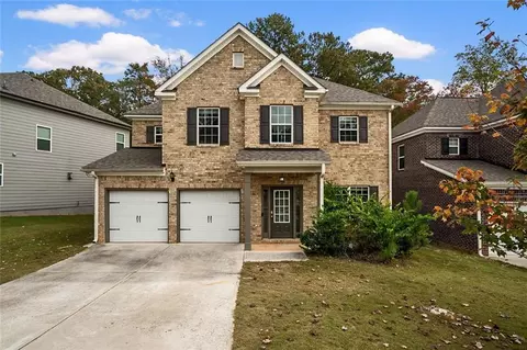 35 Glen Abbey Cir, Fairburn, GA 30213