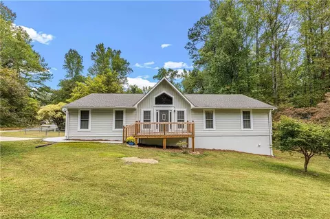 9448 Cedar Creek Pl, Douglasville, GA 30135