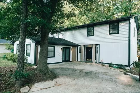1112 To Lani Farm Rd, Stone Mountain, GA 30083