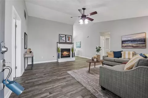 204 Fern Ct, Hampton, GA 30228 photo 3