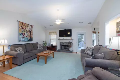 1619 Madison Dr, Bethlehem, GA 30620 photo 3