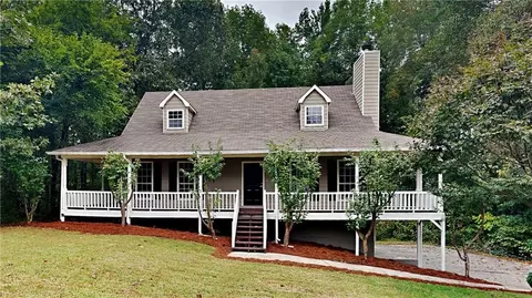 197 King William Dr, Dallas, GA 30157