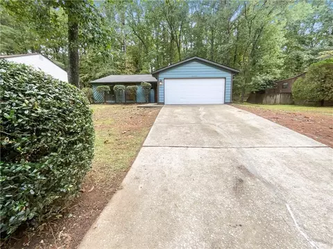 5207 Martins Crossing Rd, Stone Mountain, GA 30088