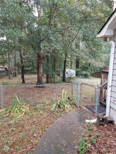 35 Cardinal Ct, Covington, GA 30016 photo 4