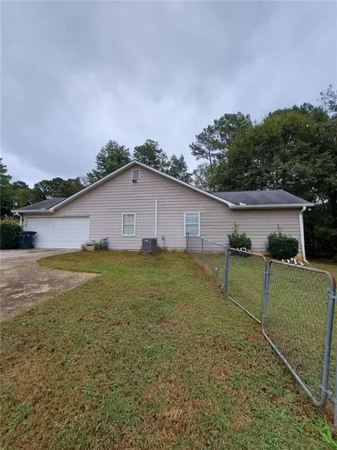 35 Cardinal Ct, Covington, GA 30016 photo 5