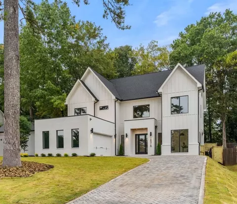 2476 Drew Valley Rd NE, Atlanta, GA 30319
