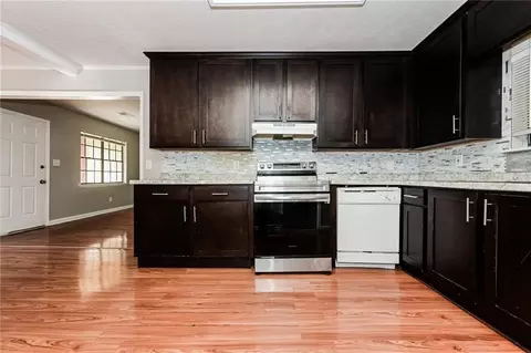 6154 Fieldcrest Dr, Morrow, GA 30260 photo 5