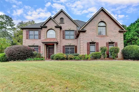 4019 Bogan Bluff Ln, Buford, GA 30519