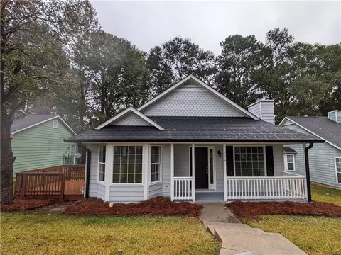 132 Crystal Brk, Griffin, GA 30223