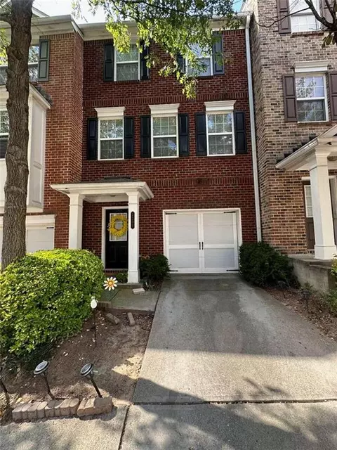 2201 Landing Walk Dr, Duluth, GA 30097